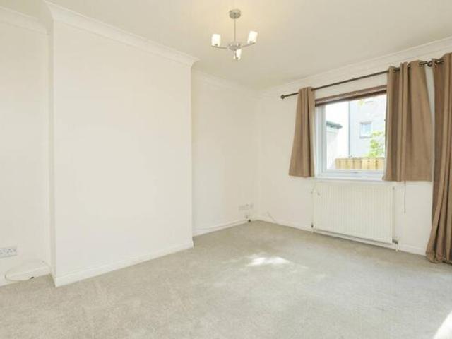 Cottage for sale in South Gyle, Scotland