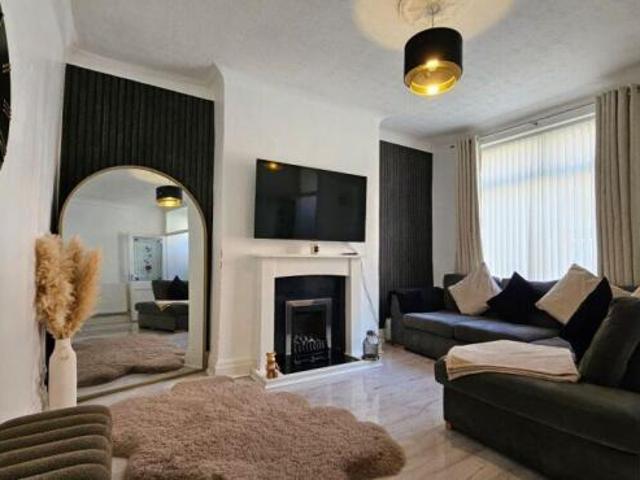 Cottage for sale in Lee Bank, Greater Manchester