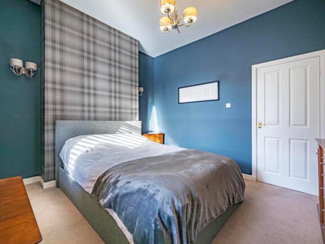 Cottage for sale in Carmyle, Scotland