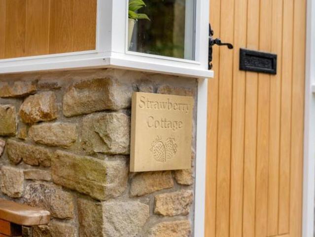 Cottage for sale in Lee Bank, Greater Manchester