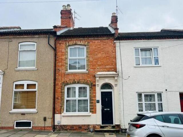 House for sale in Northampton, Northamptonshire
