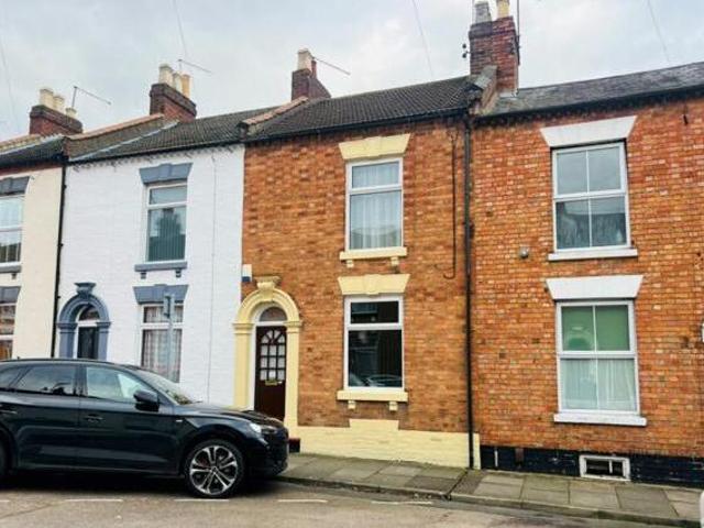House for sale in Northampton, Northamptonshire