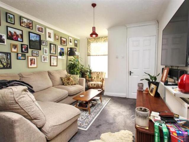 Cottage for sale in Reading