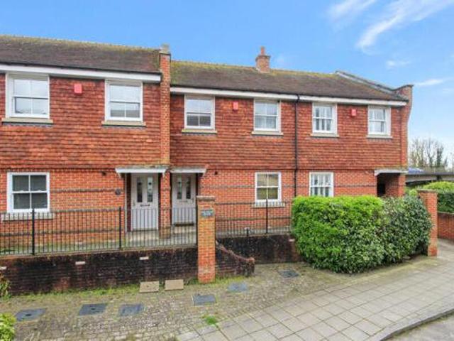 House for sale in Arundel, Clapham