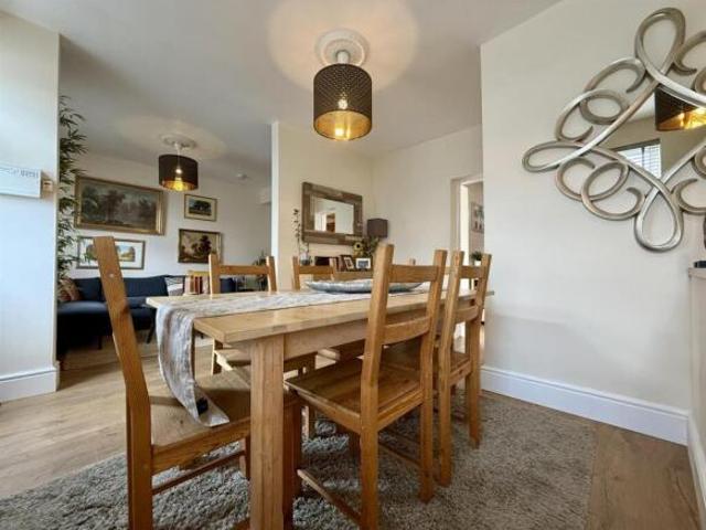 Cottage for sale in Chequers, Gloucester