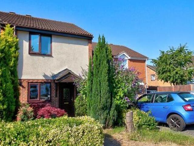 House for sale in Cufaude Village, Basingstoke and Deane