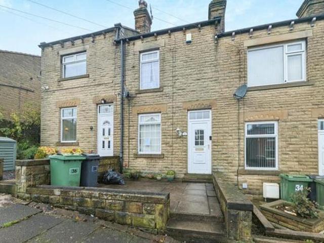 House for sale in Carlinghow, Batley