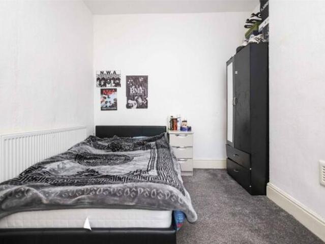 Cottage for sale in Smethwick, West Midlands