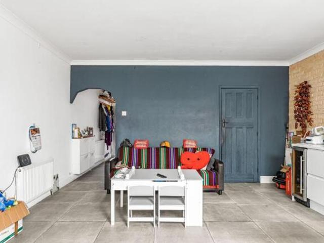 Cottage for sale in Walthamstow, Greater London