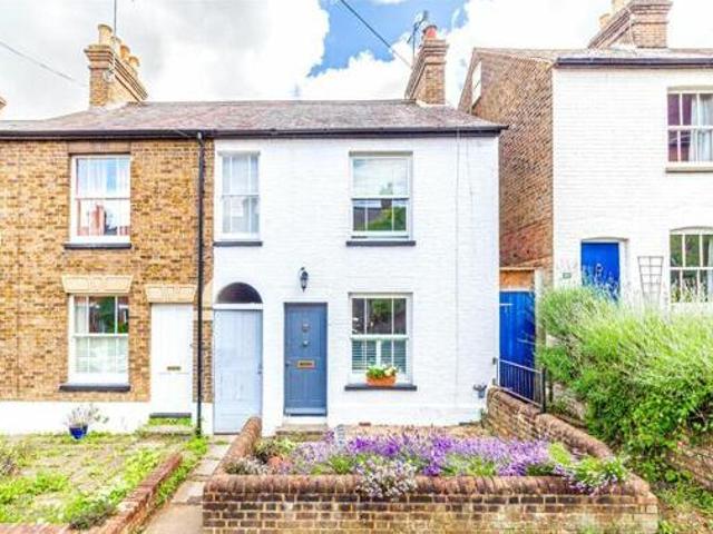 House for sale in Shootersway, Dacorum