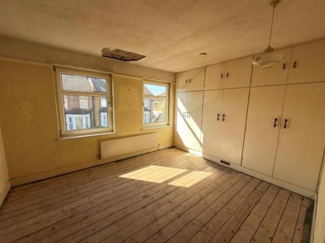 Cottage for sale in Crook Log, Welling