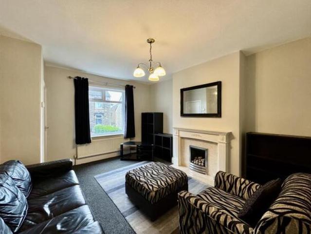 Cottage for sale in Huddersfield, West Yorkshire