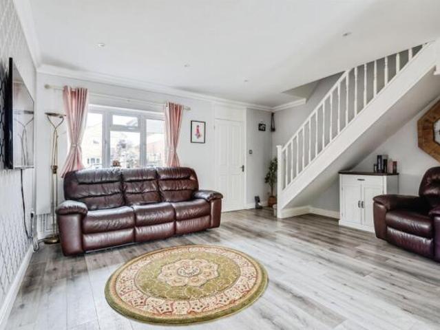 Cottage for sale in Greater Leys, The Slade