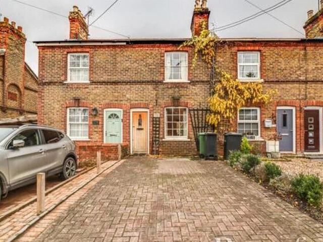 House for sale in Chipping Hill, Essex