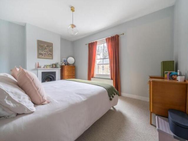 Cottage for sale in Castle, Bedford