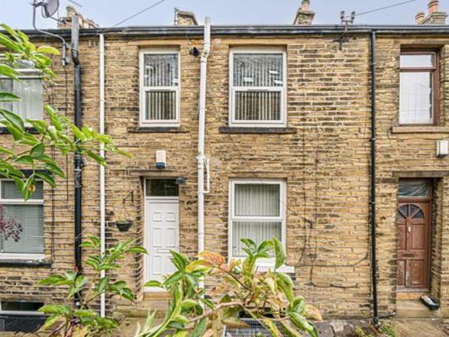 House for sale in Allerton, West Yorkshire