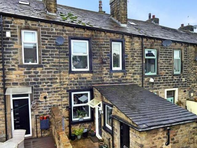 House for sale in Cullingworth, West Yorkshire