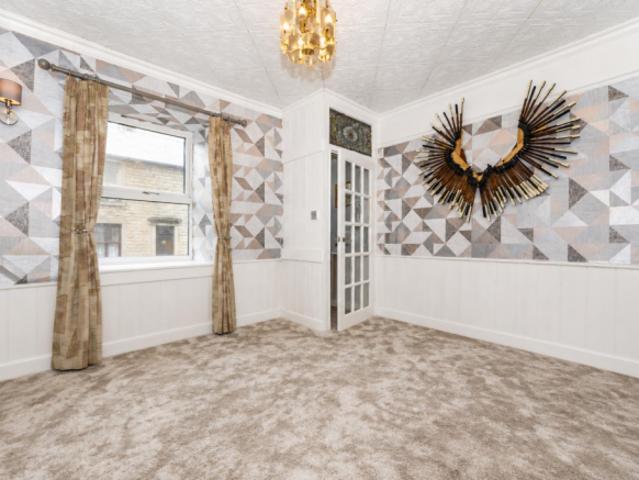 Cottage for sale in Moorlands, Bare