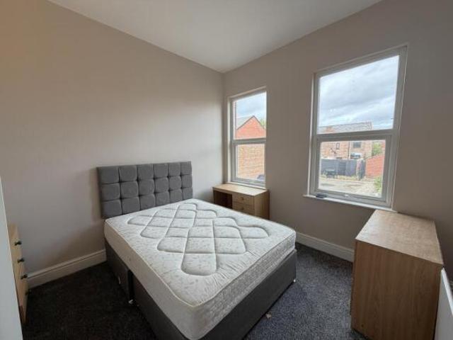 Cottage for sale in Fallowfield, Manchester