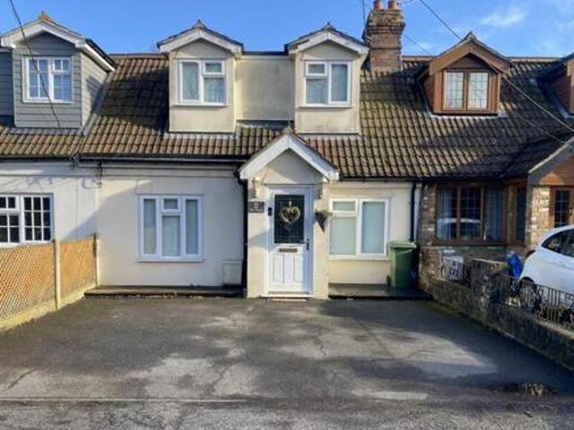 House for sale in Navestock Side