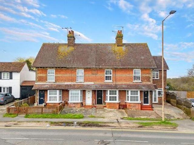 House for sale in Hutton, Navestock Side