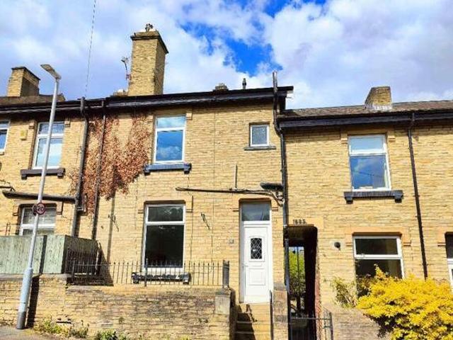 House for sale in Thornhills, Brighouse