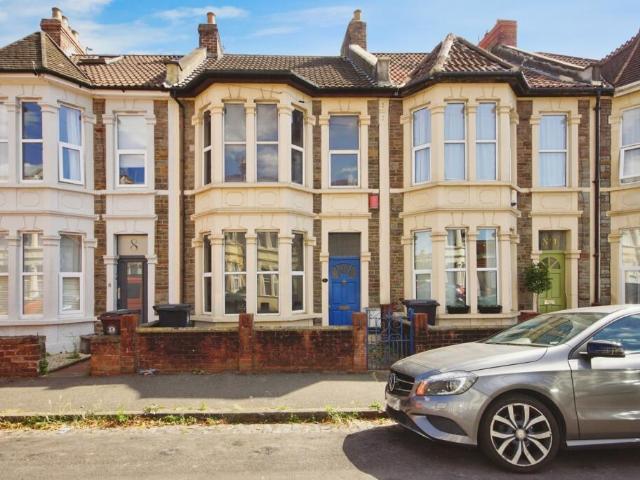 Terraced House for sale in Fishponds