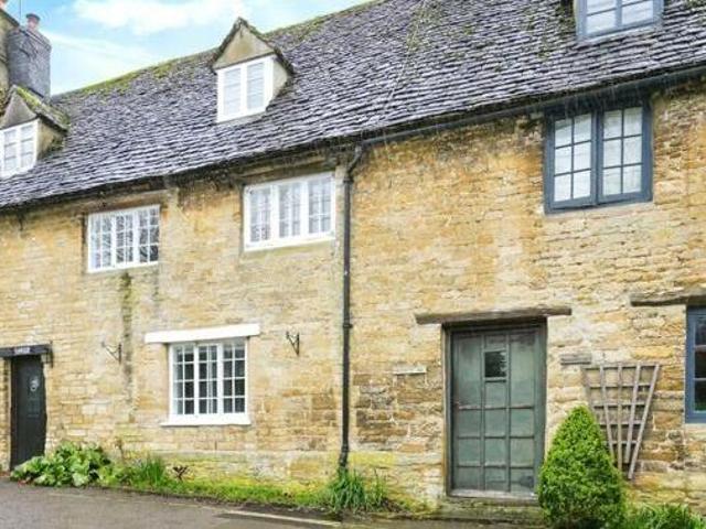 House for sale in Black Bourton, Oxfordshire