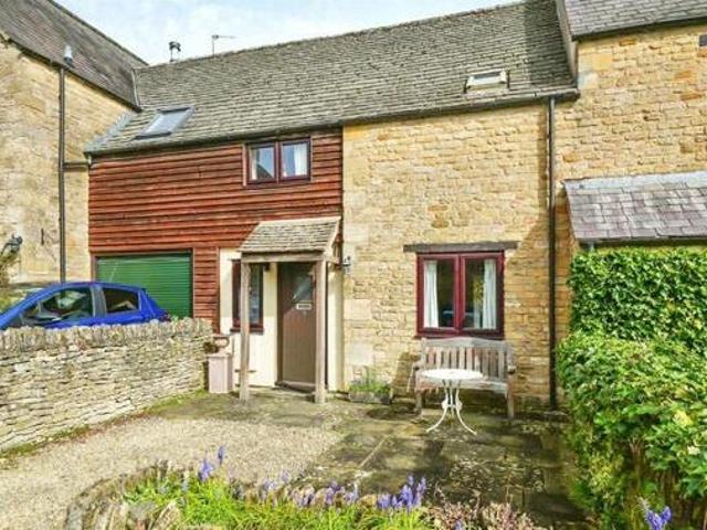 House for sale in Black Bourton, Oxfordshire