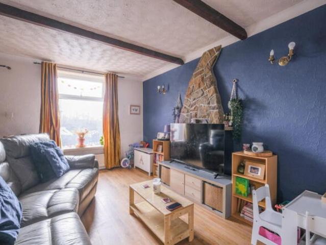 Cottage for sale in Lindley, Kirklees