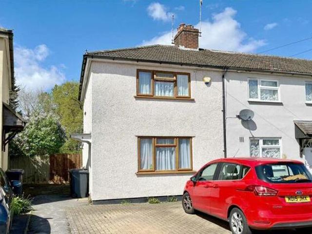 House for sale in Bushey