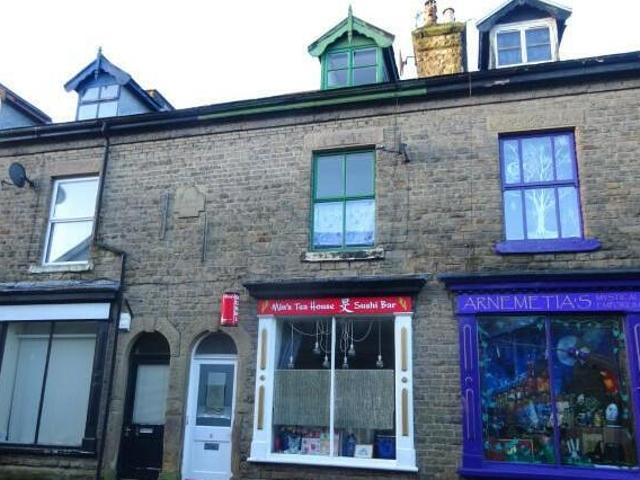 House for sale in Charlesworth, East Midlands