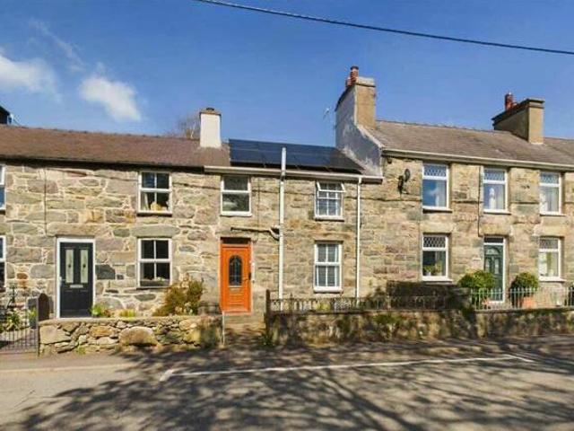 House for sale in Caernarfon, Wales