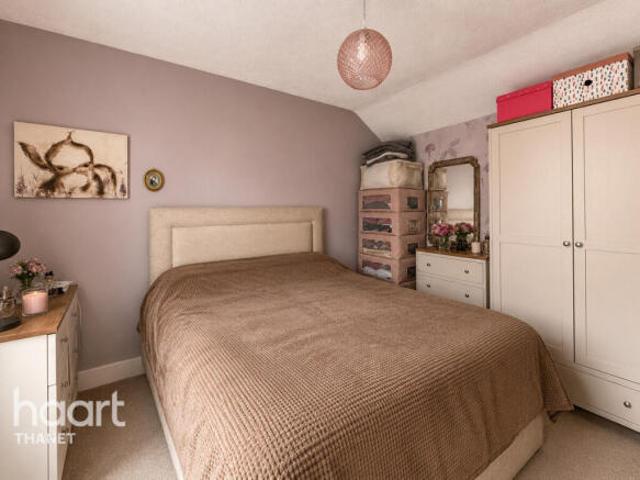 Cottage for sale in East Cliff, Acol