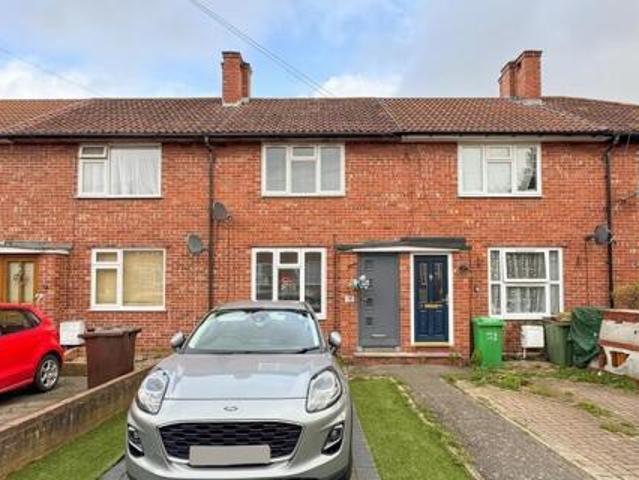 House for sale in Surrey, England