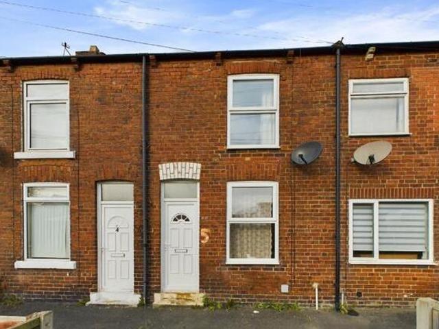 House for sale in Cutsyke, Castleford