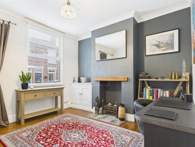 Cottage for sale in Stockton Heath, Warrington