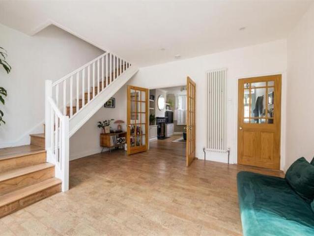 Cottage for sale in Walthamstow, Greater London