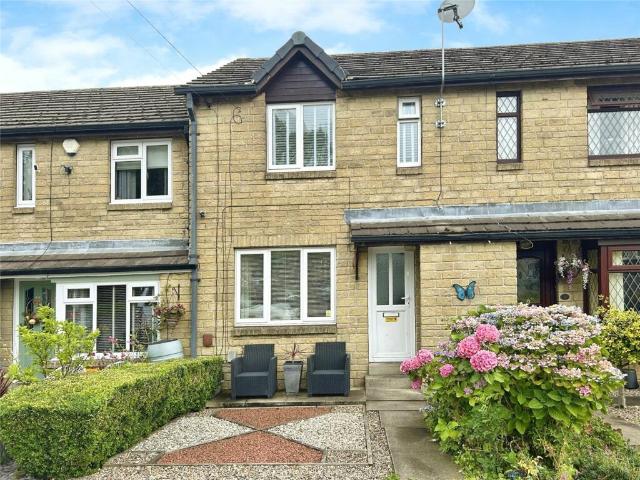 Terraced House for sale in Newsome