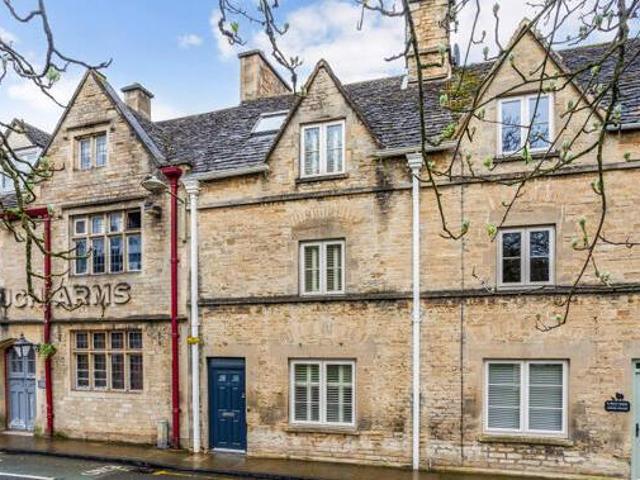 House for sale in Chesterton, Cotswold