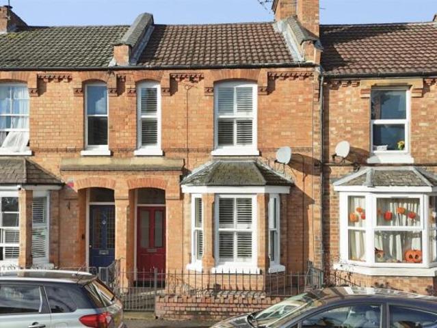 Cottage for sale in Sydenham, Warwick