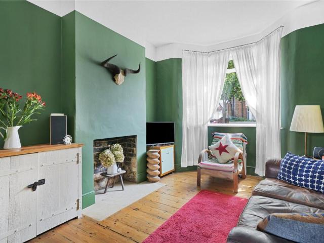 Terraced House for sale in Walthamstow