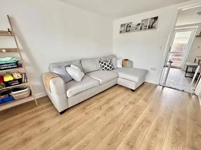 House for sale in Pontardawe, Clydach