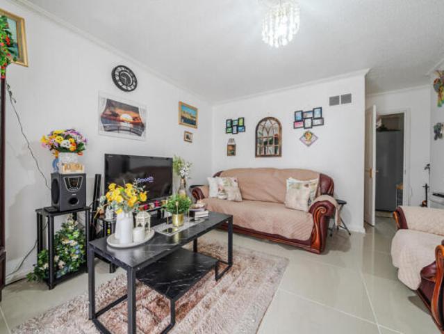 Cottage for sale in Woolwich, Greater London