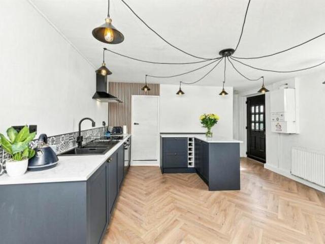 Cottage for sale in Cowcliffe, Huddersfield