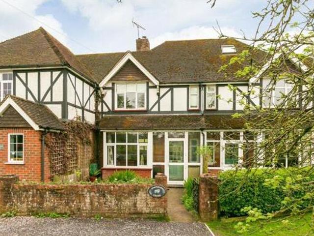 House for sale in Fole, Surrey