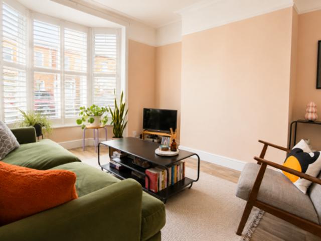 Cottage for sale in Brayford, Lincolnshire