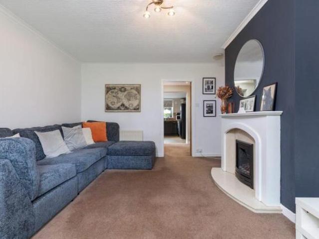 Cottage for sale in Giffnock, Scotland