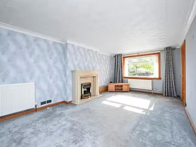 House for sale in Loanhead
