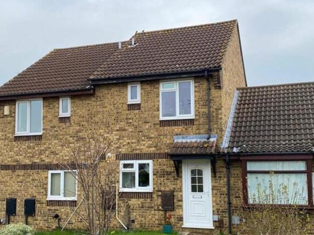 House for sale in Northampton, Northamptonshire
